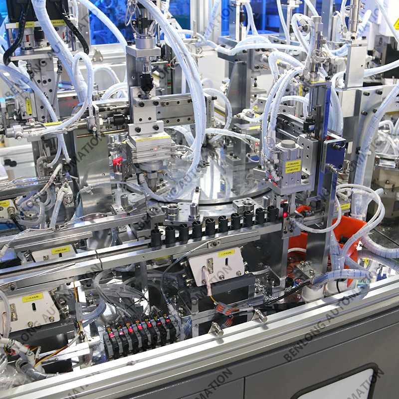 信號(hào)燈自動(dòng)裝配單元