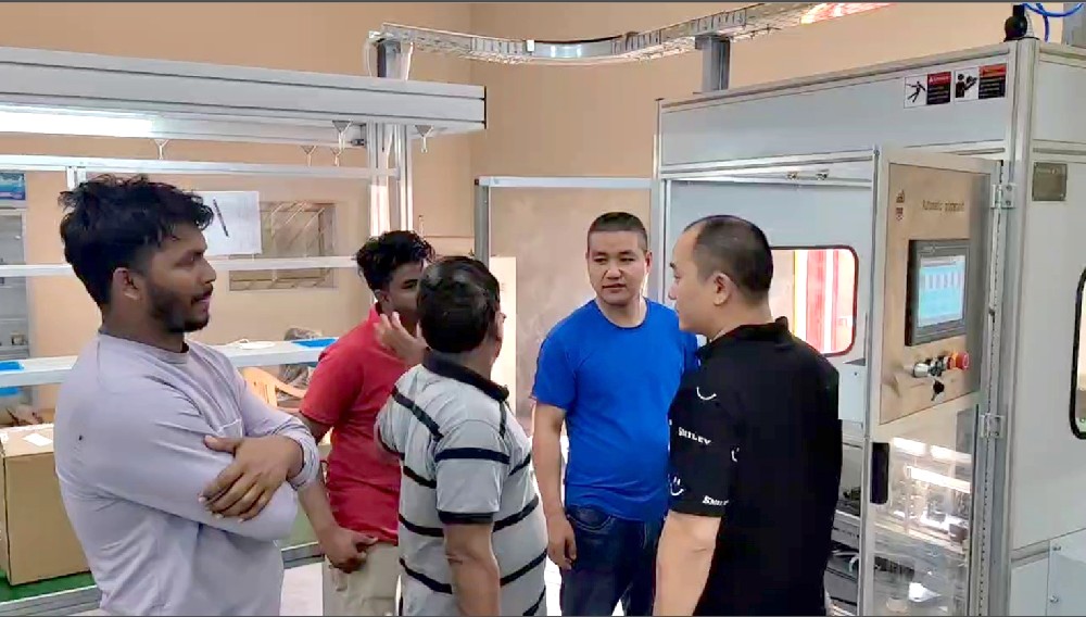 沙特阿拉伯客戶（MCB自動(dòng)化生產(chǎn)線現(xiàn)場安裝視頻）